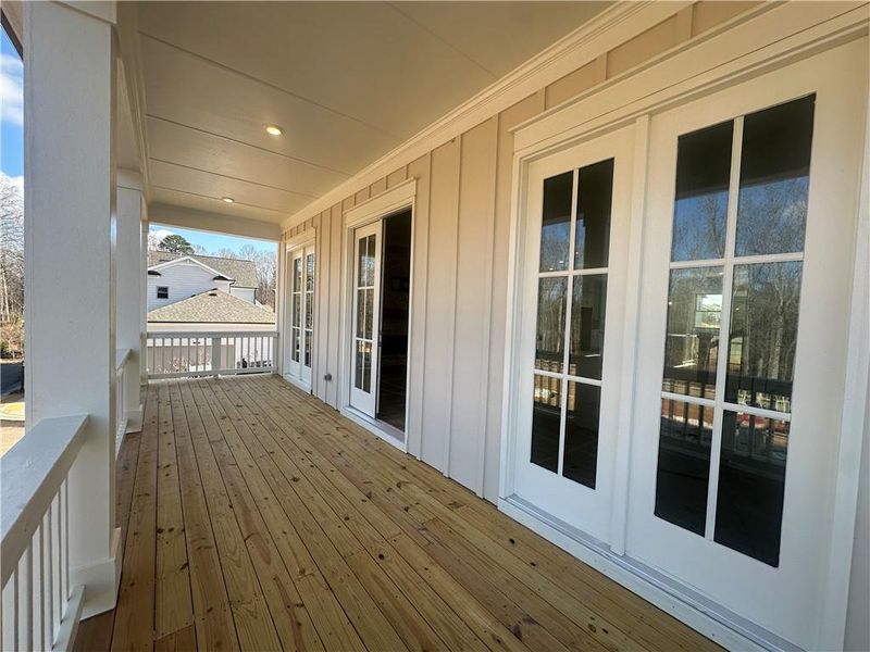 Exterior details and patio area of a home in Waterside Single Family, Peachtree Corners (Image 23).