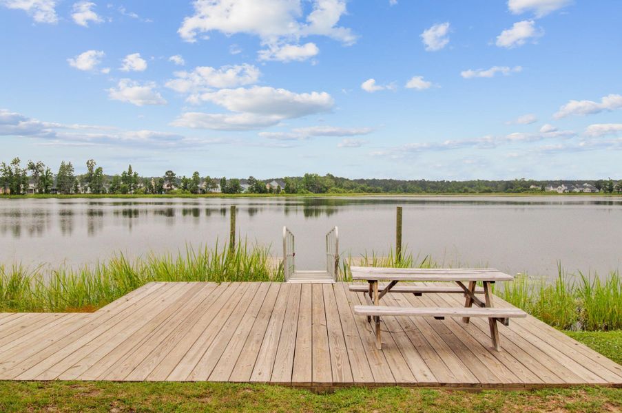 Community amenities in , Moncks Corner (Image 62).