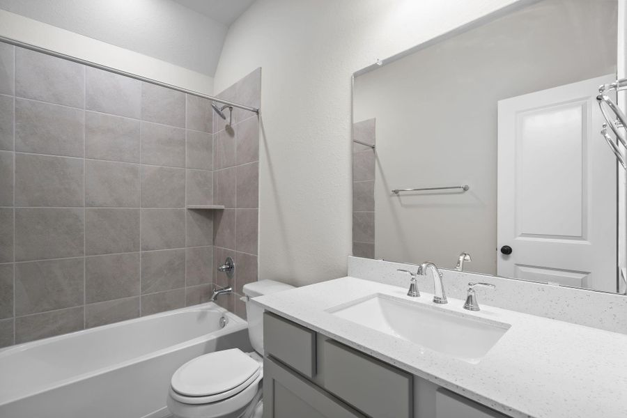 Furnished interior view inside a new home in Sienna 45', 50', Missouri City (Image 10). Furnished interior view inside a new home in Sienna 45', 50', Missouri City (Image 10).