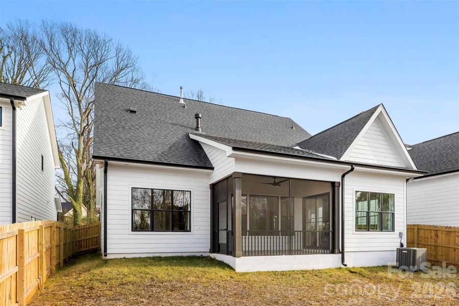 Rear view with Screened in porch Rear view with Screened in porch