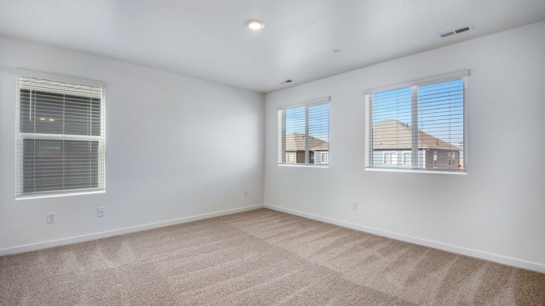 Spacious, unfurnished interior of a new home in Settlers Crossing, Commerce City (Image 13). Spacious, unfurnished interior of a new home in Settlers Crossing, Commerce City (Image 13).