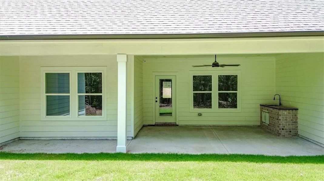 Front exterior of a new home in , Social Circle, GA, highlighting curb appeal (Image 2). Front exterior of a new home in , Social Circle, GA, highlighting curb appeal (Image 2).