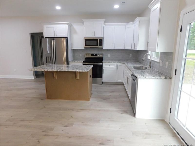 Kitchen, Doors to Patio