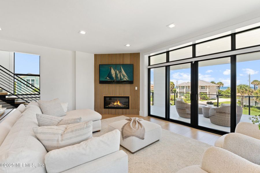 Furnished interior view inside a new home in , Ponte Vedra Beach (Image 36).