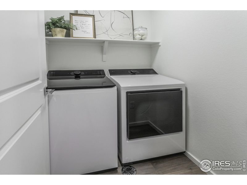 EXAMPLE PHOTO: LAUNDRY