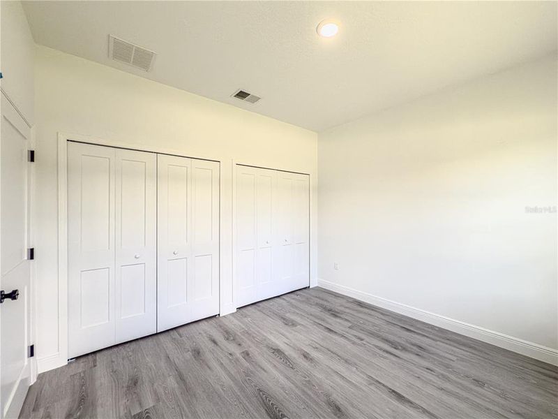 Spacious, unfurnished interior of a new home in , Ocala (Image 22).