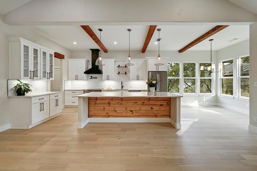 Furnished interior view inside a new home in , Horseshoe Bay (Image 11).