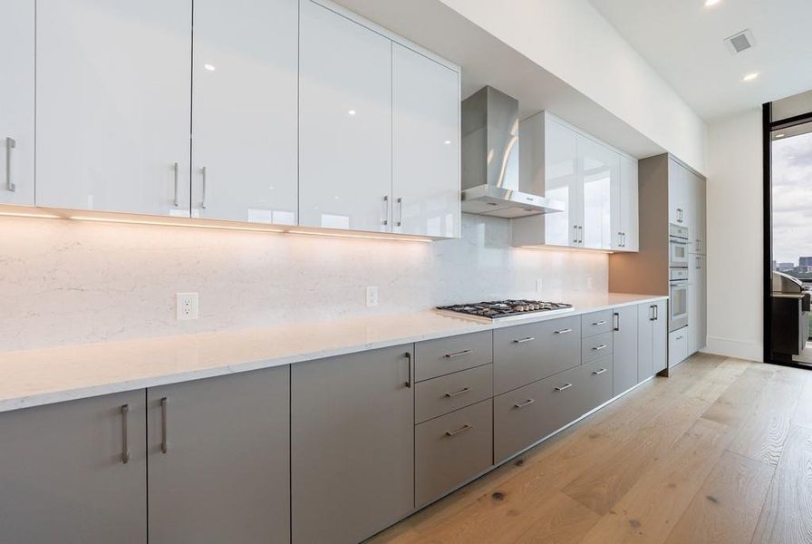 Furnished interior view inside a new home in The Dillon Buckhead, Atlanta (Image 15).