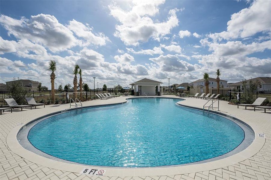 Community amenities in Waterstone, Groveland (Image 14).