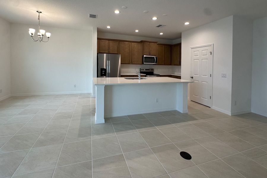 Modern Open-Concept Kitchen in Central Florida Home