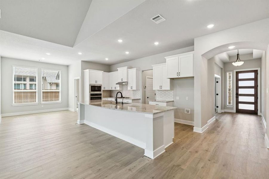 8-1866Silver_008 8-1866Silver_008