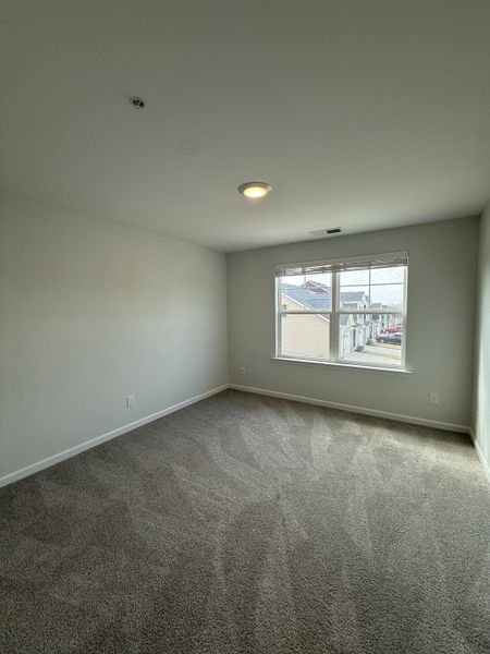 Spacious, unfurnished interior of a new home in Legacy Fields, Pleasant View (Image 15).