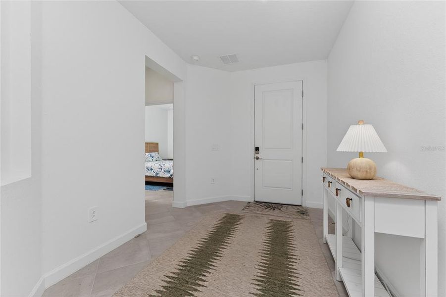 Spacious, unfurnished interior of a new home in , Englewood (Image 23).