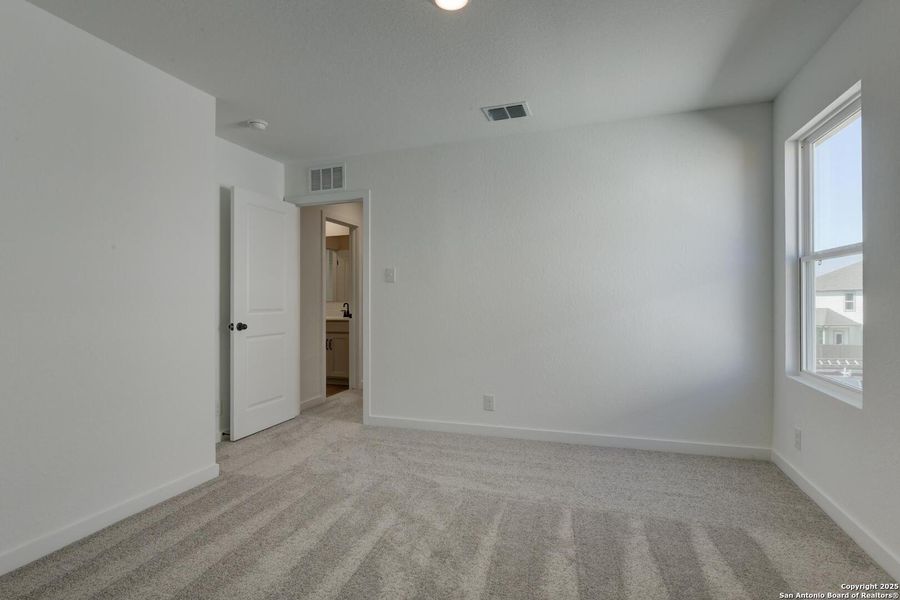 Spacious, unfurnished interior of a new home in The Preserve at the Wilder, Adkins (Image 26). Spacious, unfurnished interior of a new home in The Preserve at the Wilder, Adkins (Image 26).