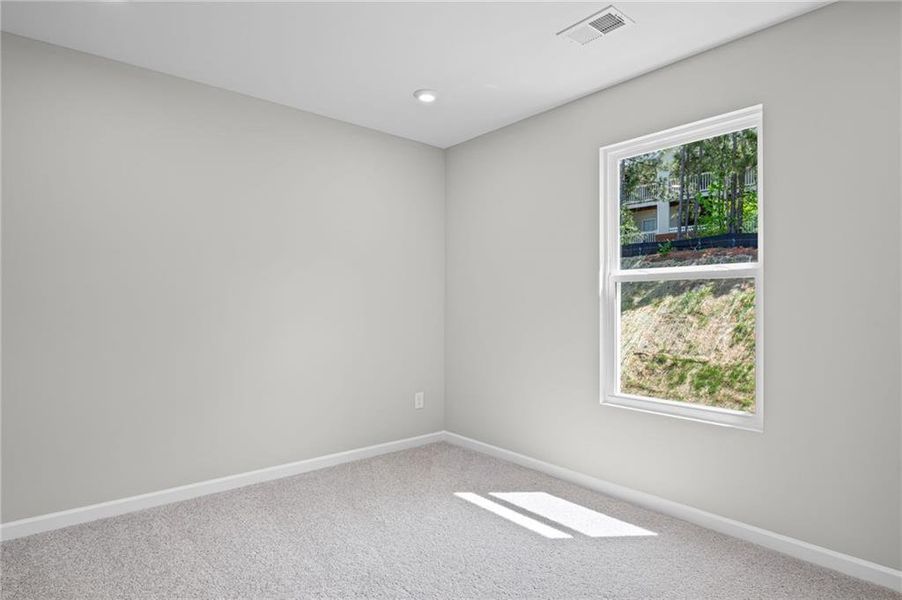 Spacious, unfurnished interior of a new home in Sage Woods, Dallas (Image 36).