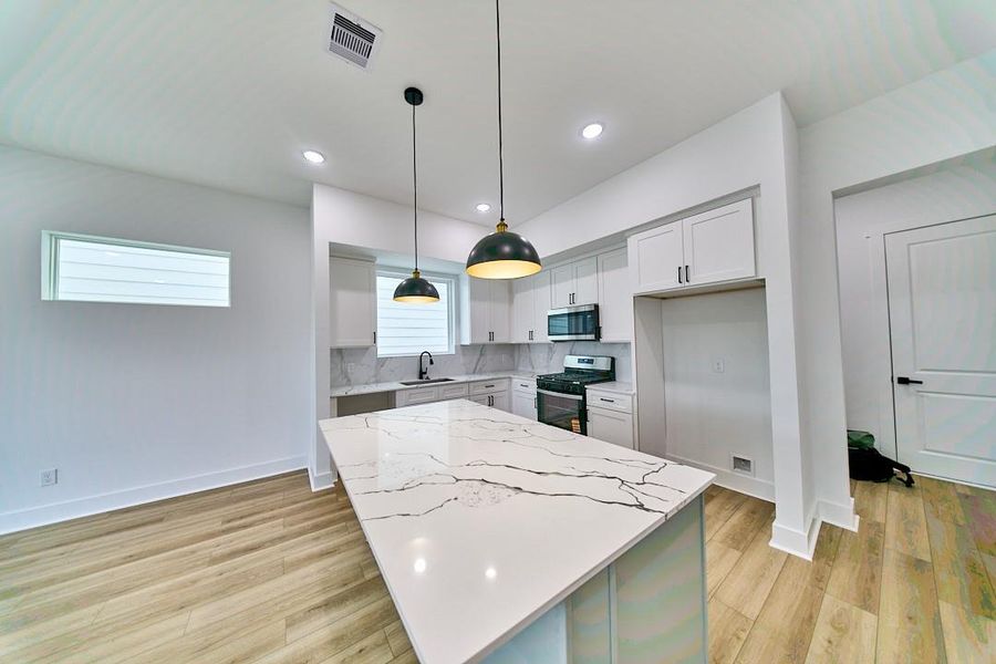 Modern finishes throughout. Modern finishes throughout.