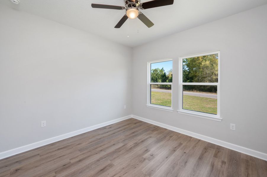Representative unfurnished interior of a home built from the Savannah by CJL Homes in Oak Hollow, Crestview (Image 26).