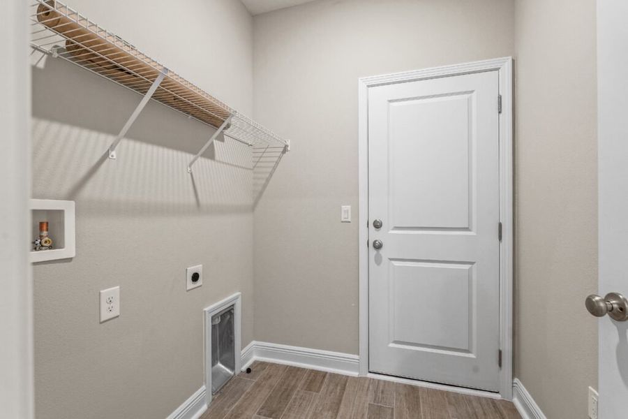 Spacious, unfurnished interior of a new home in Natureview, Freeport (Image 17). Spacious, unfurnished interior of a new home in Natureview, Freeport (Image 17).