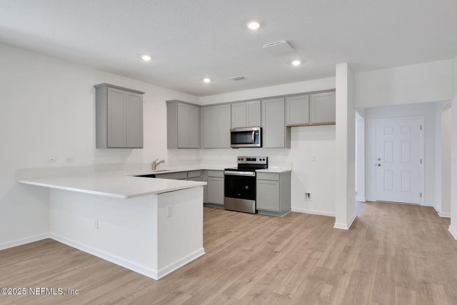 Furnished interior view inside a new home in Bellbrooke, Jacksonville (Image 6).