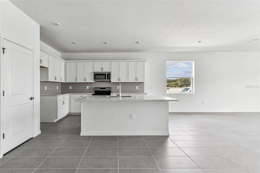 Furnished interior view inside a new home in Southpointe, Palmetto (Image 3).