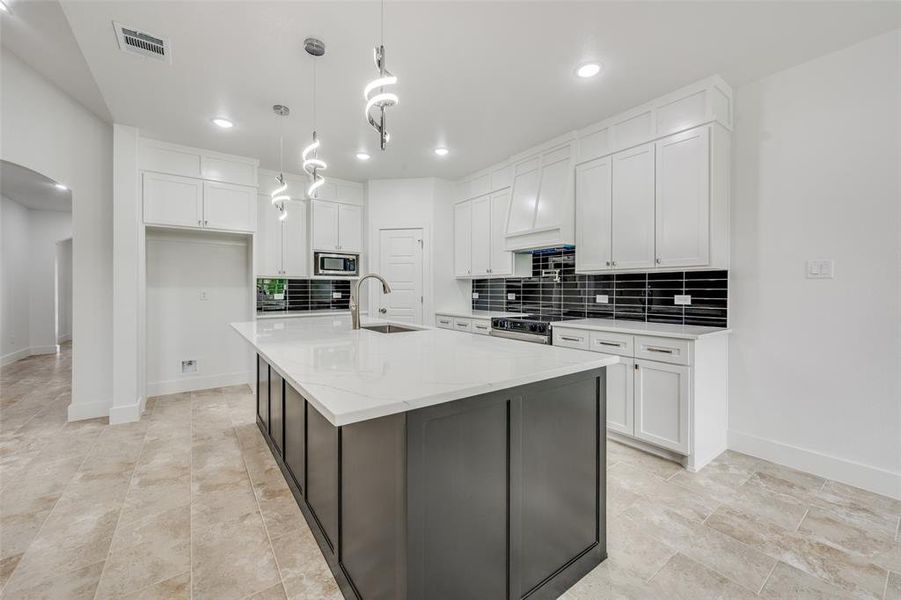 Furnished interior view inside a new home in , Fort Worth (Image 6).