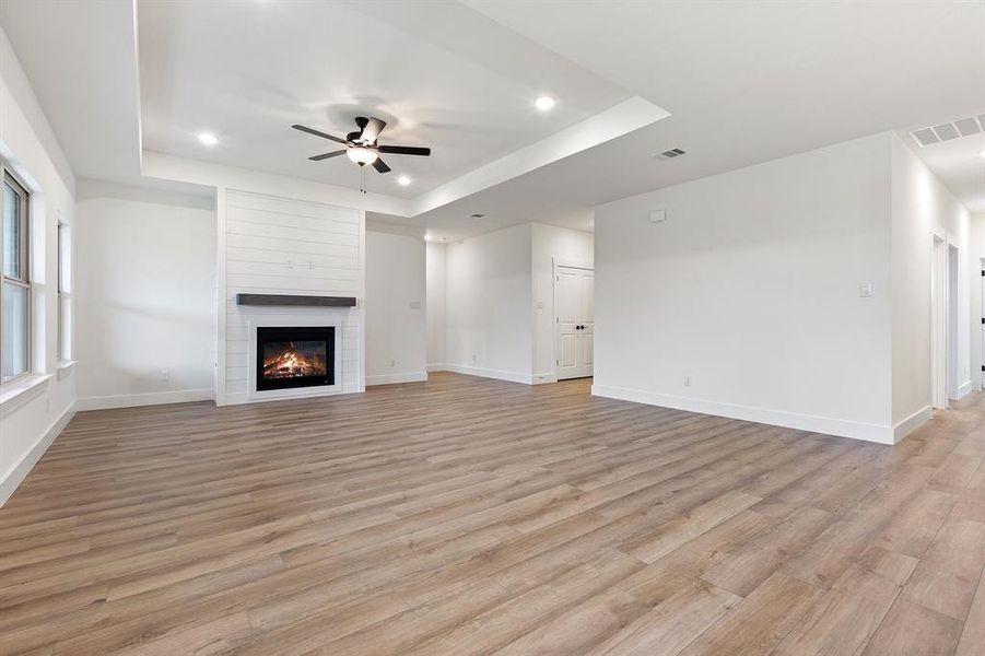 Spacious, unfurnished interior of a new home in Waverly Estates, Nevada (Image 15). Spacious, unfurnished interior of a new home in Waverly Estates, Nevada (Image 15).