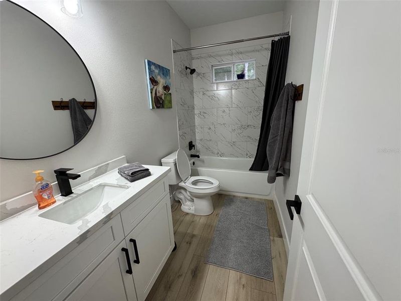 Furnished interior view inside a new home in , Fanning Springs (Image 10).