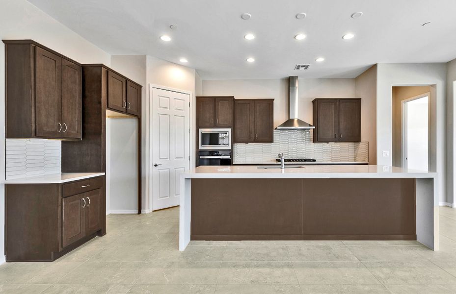Furnished interior view inside a new home in Vistoso Canyon Estates, Oro Valley (Image 5).