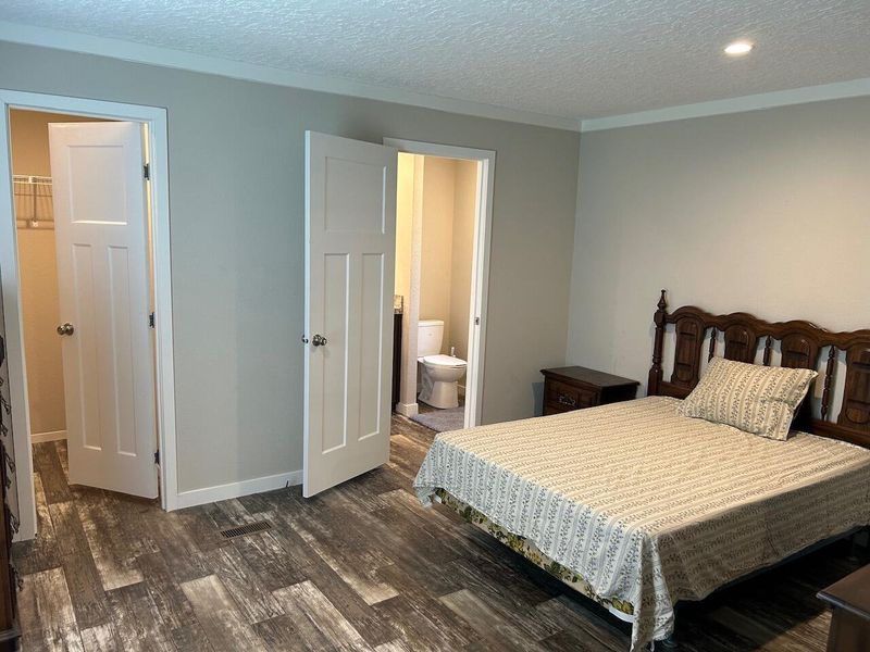 Furnished interior view inside a new home in , Ladson (Image 9).