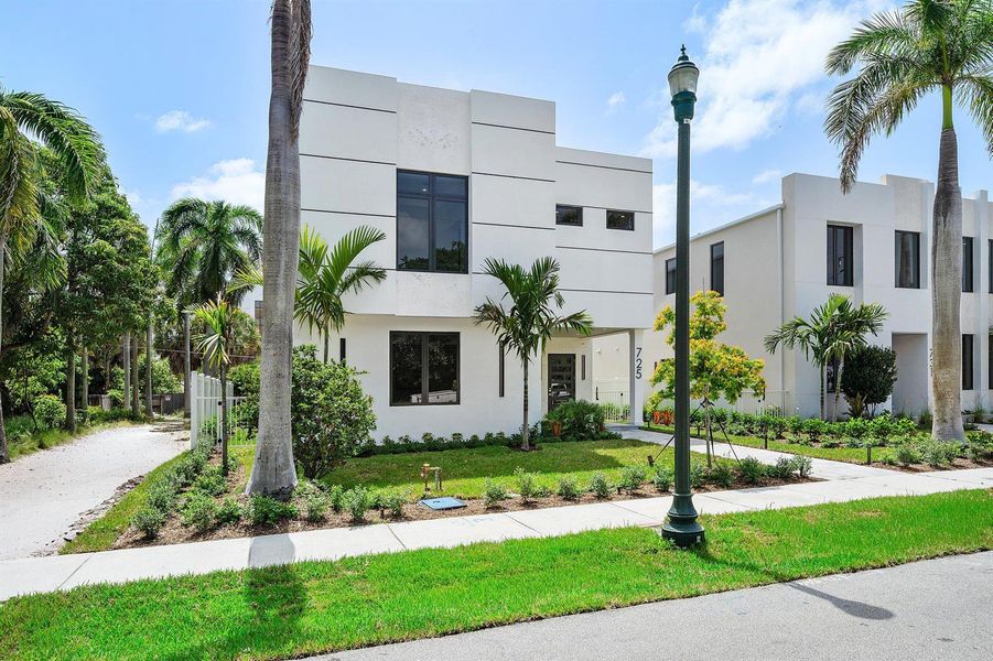002-725Southeast4thAvenue-DelrayBeach-FL 002-725Southeast4thAvenue-DelrayBeach-FL