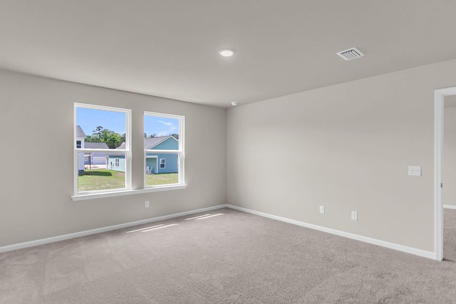 Spacious, unfurnished interior of a new home in , Ravenel (Image 33).