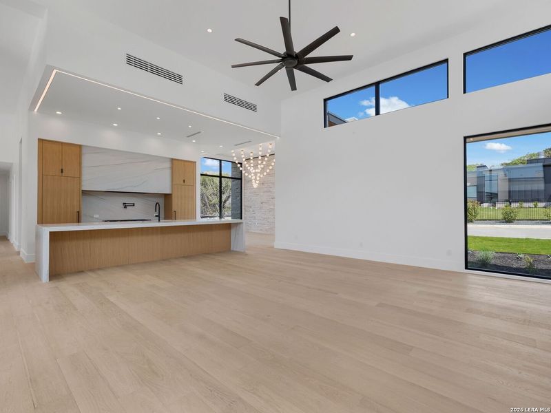 Spacious, unfurnished interior of a new home in , San Antonio (Image 41). Spacious, unfurnished interior of a new home in , San Antonio (Image 41).
