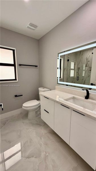 Furnished interior view inside a new home in , Lehigh Acres (Image 4).