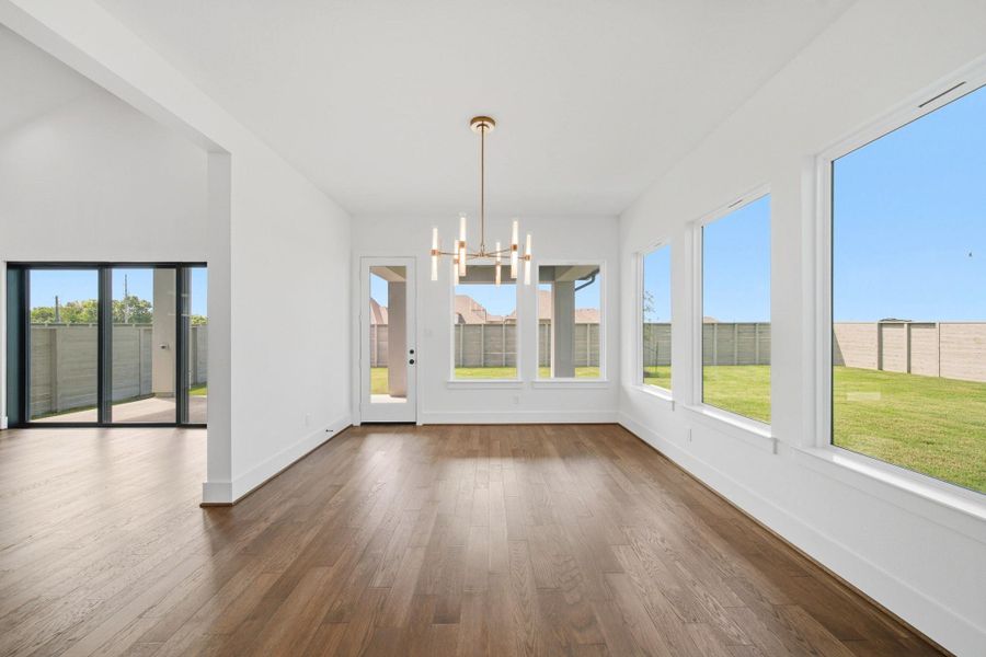 Spacious, unfurnished interior of a new home in Legacy, League City (Image 28).