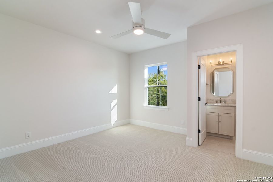 Spacious, unfurnished interior of a new home in , San Antonio (Image 21).
