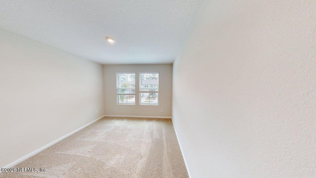 Spacious, unfurnished interior of a new home in Egret Creek, Jacksonville (Image 12).