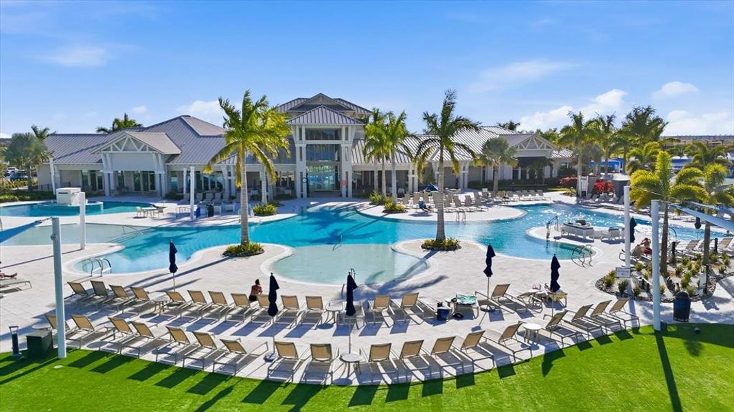 Community amenities in Del Webb BayView, Parrish (Image 52). Community amenities in Del Webb BayView, Parrish (Image 52).