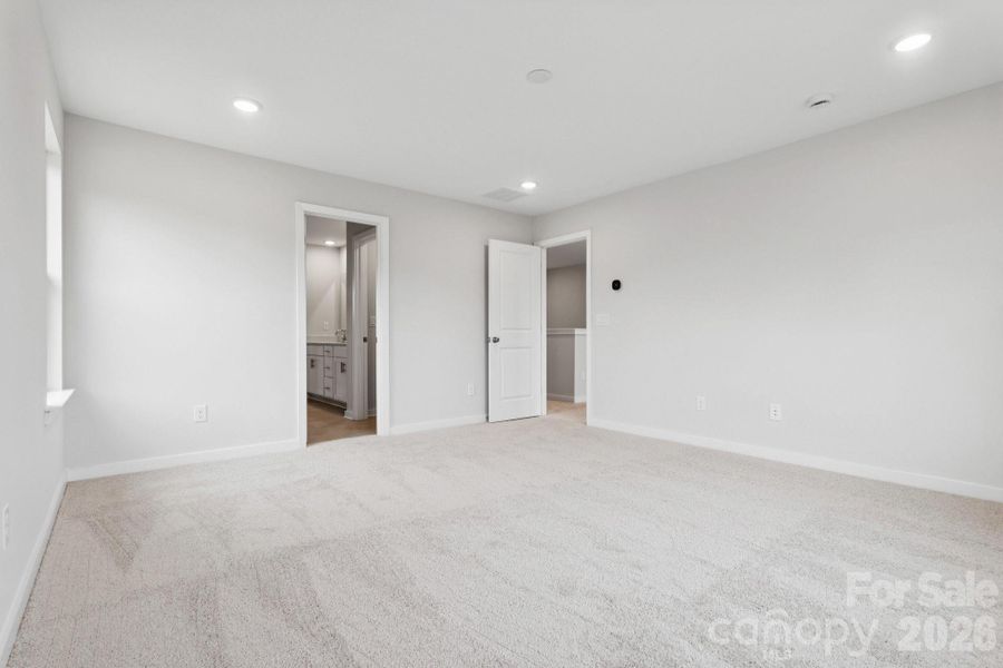 Spacious, unfurnished interior of a new home in Running Creek, Locust (Image 22).