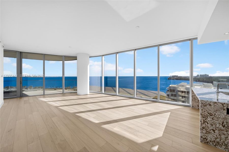 Spacious, unfurnished interior of a new home in , Miami (Image 45).