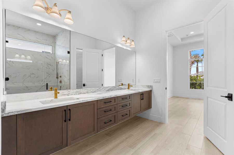 Owner's Bath