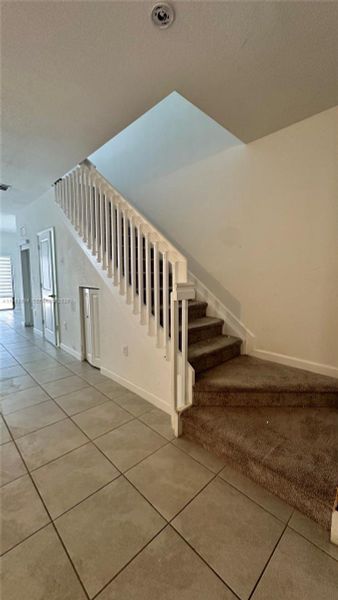 Spacious, unfurnished interior of a new home in , Homestead (Image 7).
