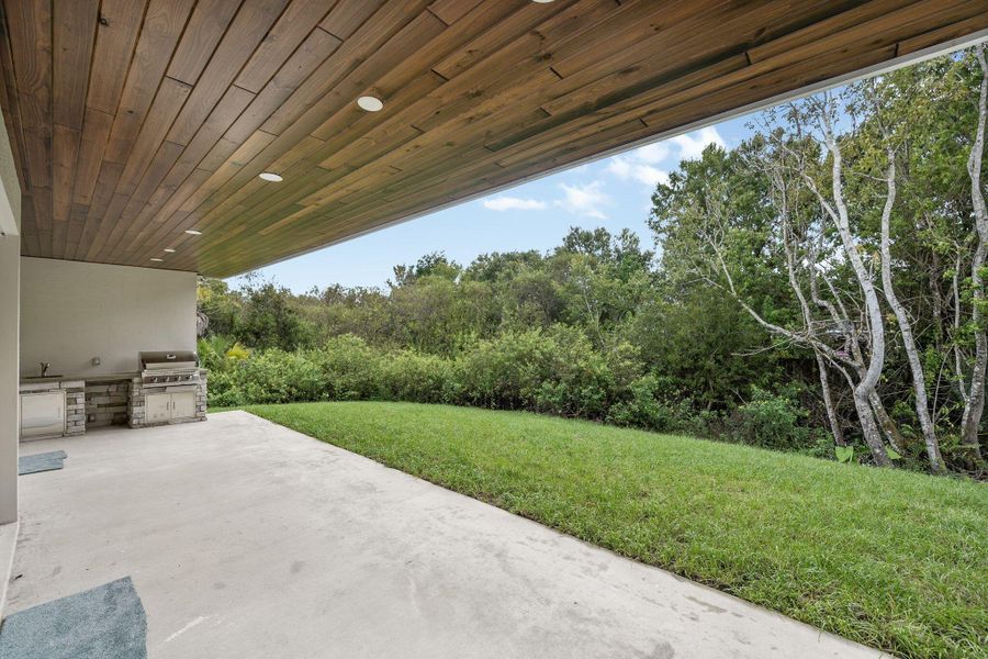 Image 34 of a home in .