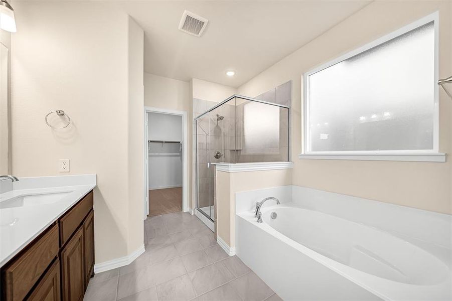 Furnished interior view inside a new home in Liberty Pointe, Gainesville (Image 13). Furnished interior view inside a new home in Liberty Pointe, Gainesville (Image 13).