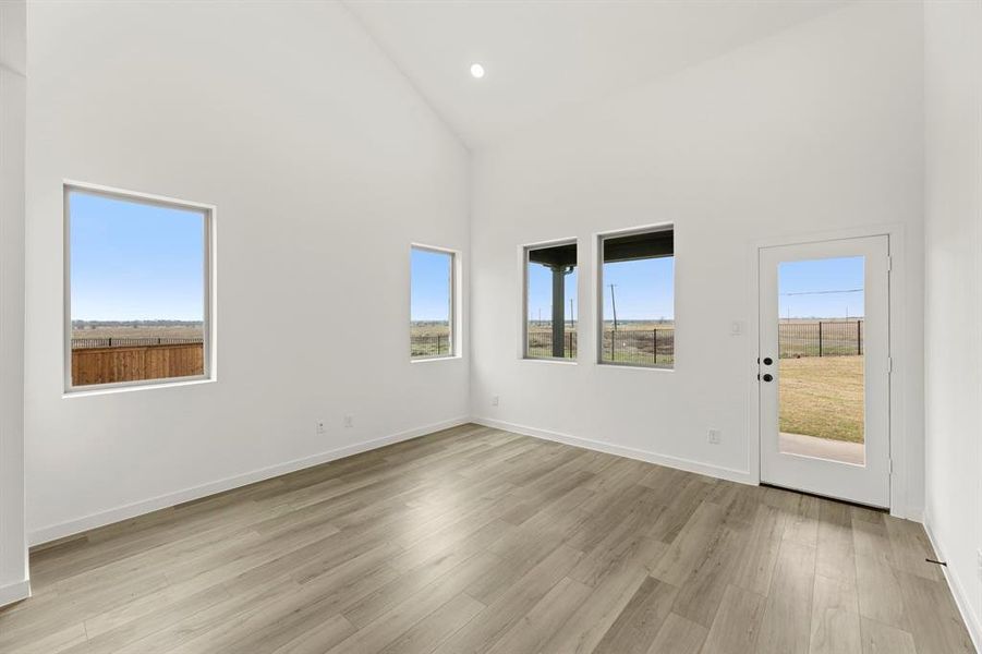 12. 14096 Harden - Family