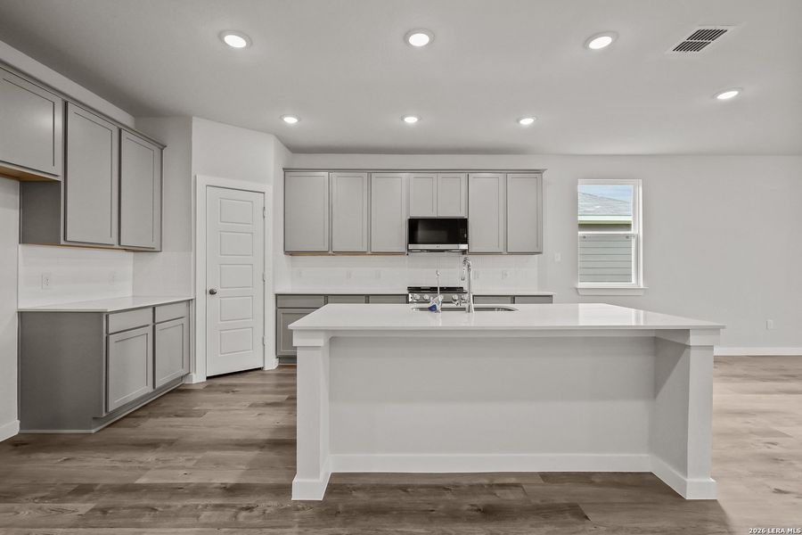 Furnished interior view inside a new home in Cinco Lakes, San Antonio (Image 14).