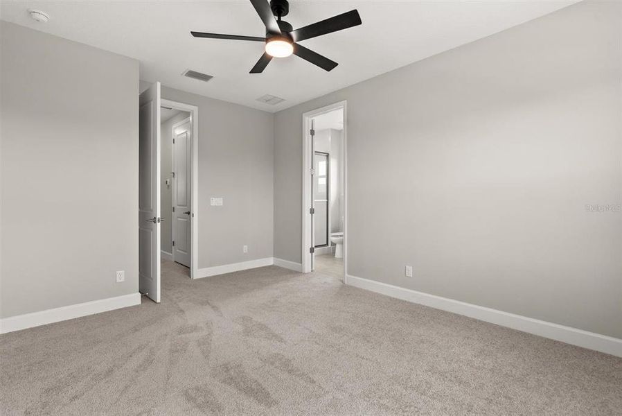 Spacious, unfurnished interior of a new home in Park East at Azario, Bradenton (Image 59). Spacious, unfurnished interior of a new home in Park East at Azario, Bradenton (Image 59).