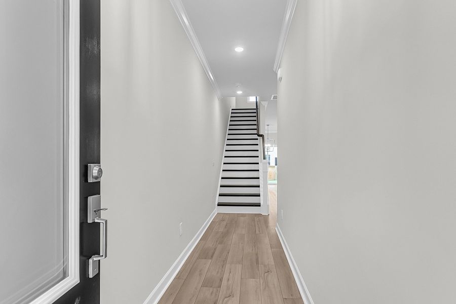 Spacious, unfurnished interior of a new home in Pineland Preserve, Summerville (Image 17).