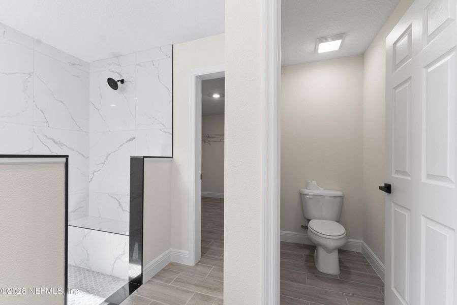 Furnished interior view inside a new home in , Ocala (Image 9).