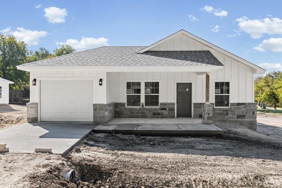 In-progress construction of a new home in , Moody, TX (Image 16). In-progress construction of a new home in , Moody, TX (Image 16).