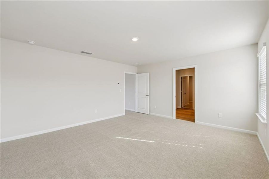 Spacious, unfurnished interior of a new home in Preserve at Mountain Creek, Pendergrass (Image 32).